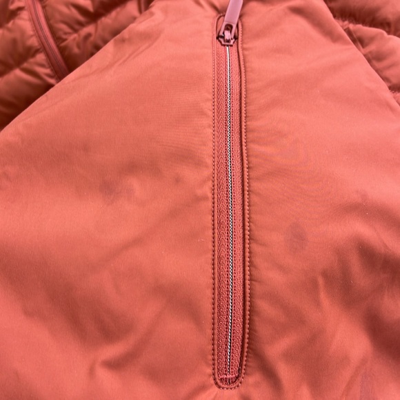 Lululemon canyon orange lightweight relaxed fit down vest size 6 - Picture 14 of 15